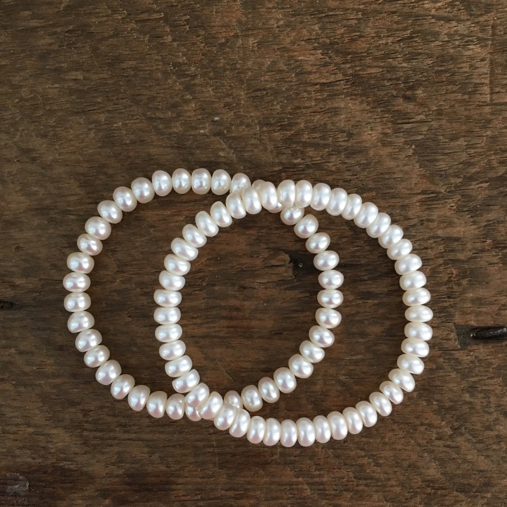 Faux Pearl Bracelet White